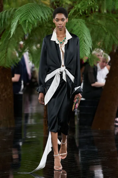 Look 23